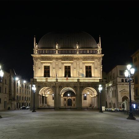 Bed and Breakfast Loft25 Brescia Zewnętrze zdjęcie